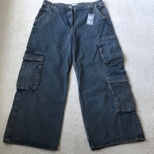NWT Denim&Co  Wide-Leg Mid Rise Cargo Jeans Size 10